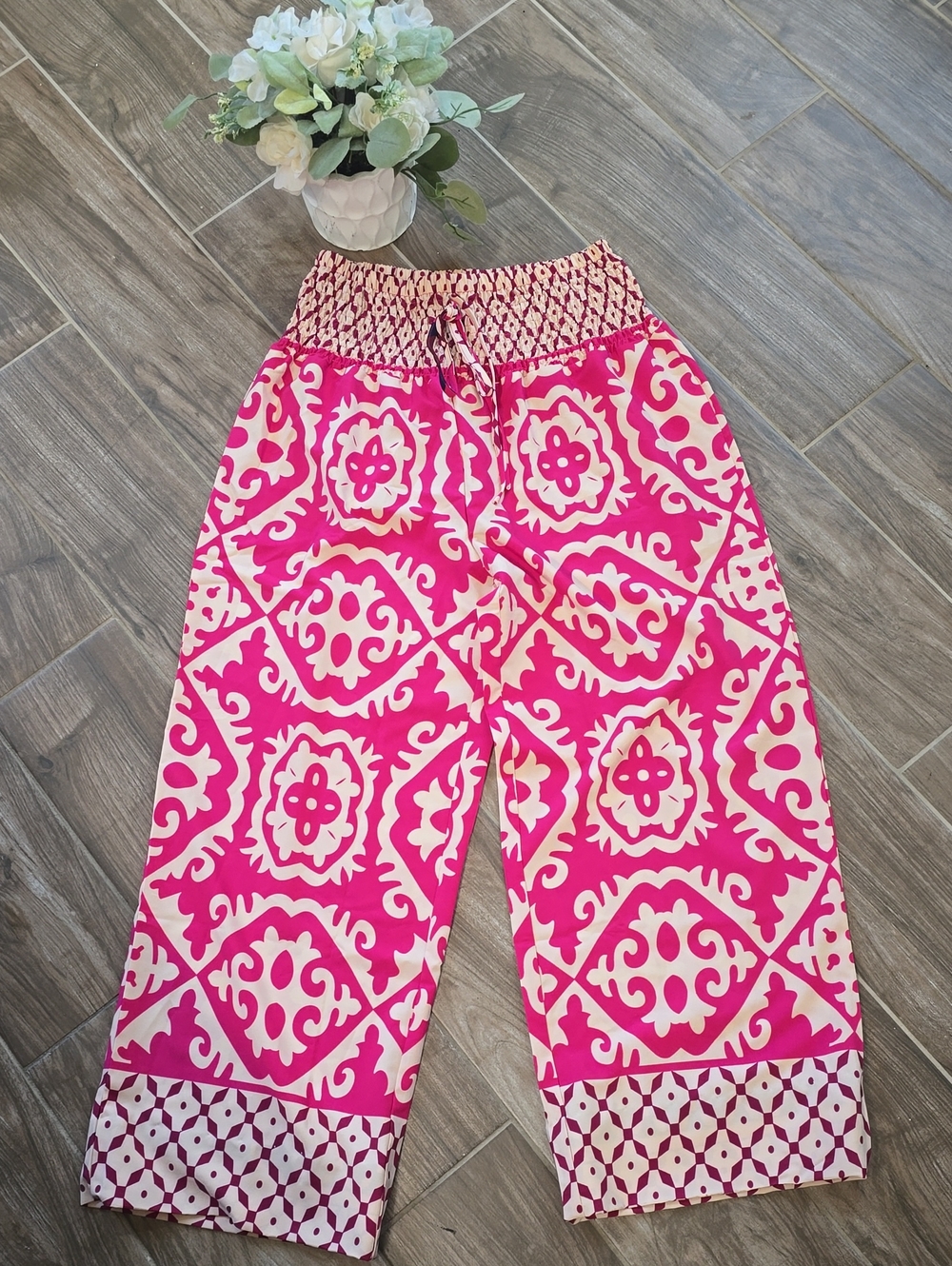 Girls' Wide Leg Pull-On Pants in Bright Pink Cream Pattern